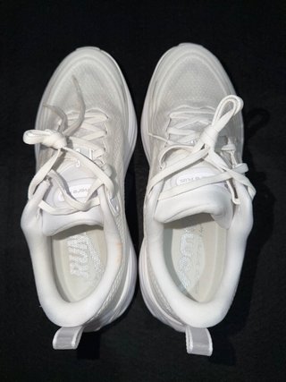Nike Vomero 18 Blancas