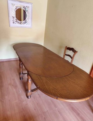 Mesa comedor y sillas madera maciza