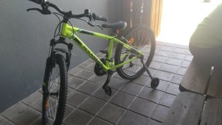 Bicicleta infantil Rockrider verde