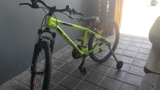 Bicicleta infantil Rockrider verde