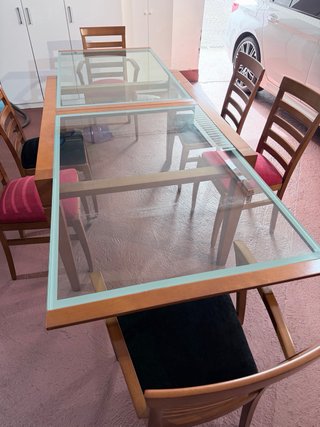 Mesa comedor y 6 sillas madera y cristal