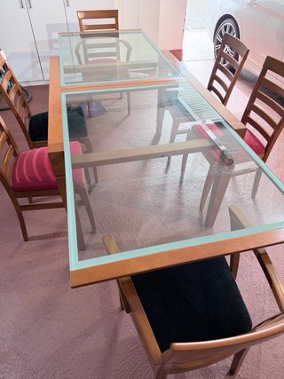 Mesa comedor y 6 sillas madera y cristal
