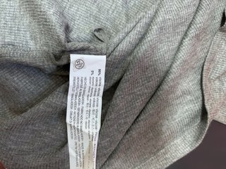 Top Zara canalé gris Talla S nuevo con etiqueta