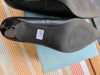 Zapatos de tacón salón negros