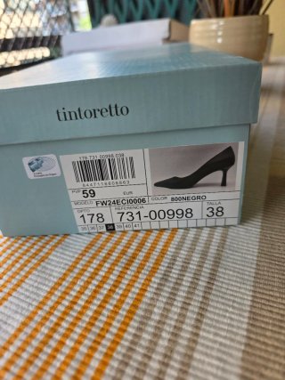 Zapatos de tacón salón negros