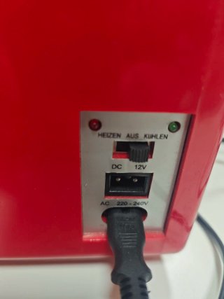 Mini nevera roja