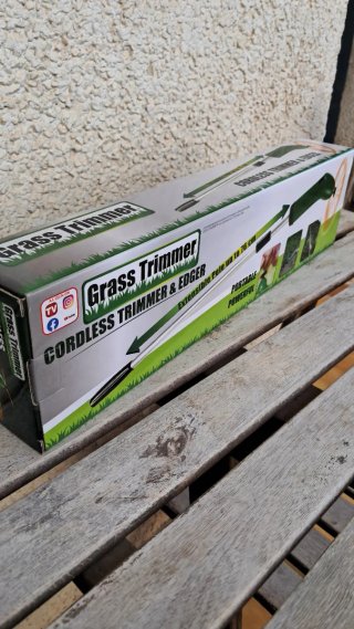 Cortacésped eléctrico y bordeadora inalámbrica