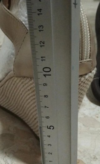 Cuñas Beige/Plata Talla 41 a estrenar
