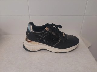 Zapatillas XTI Urban Negras y Plateadas