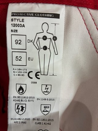 Ropa de trabajo / pantalón con pechera talla M