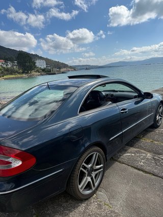 Mercedes-Benz  CLK 2005