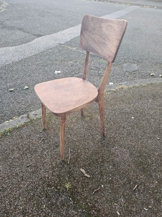 Silla vintage de madera