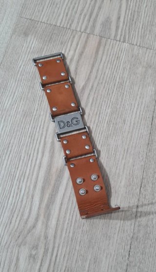 Pulsera D&G Cuero Marrón y acabados plateados