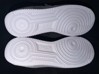 Nike Air Force 1 07’