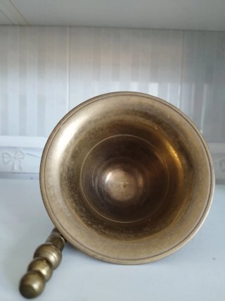 Almirez de bronce vintage español