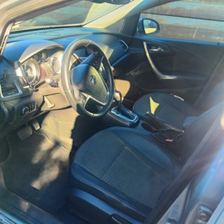 Opel Astra 2011