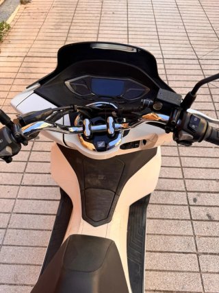 Honda PCX 125cc 2023 Blanca