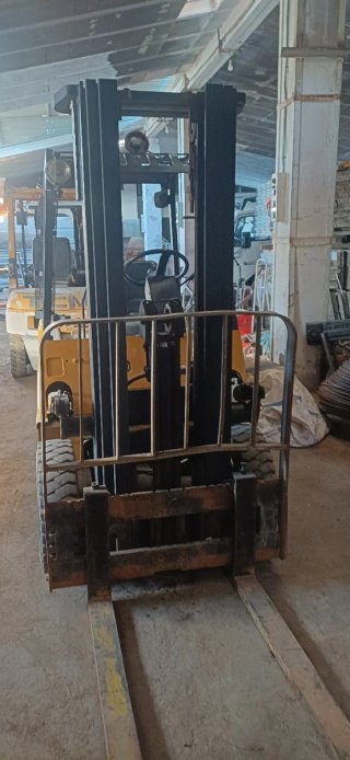 Carretilla Yale 2500 kg