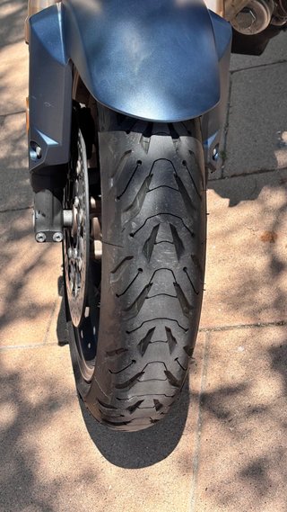 Honda CB650R Neo Sport 2021 Negra/Plata