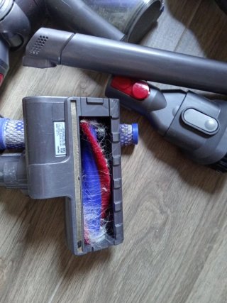 Aspirapolvere Dyson V8