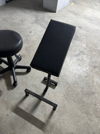 Taburetes con ruedas y apoyabrazos