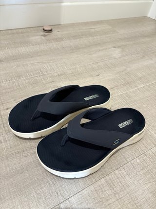 Sandalias Skechers GOwalk Azul y Blanco