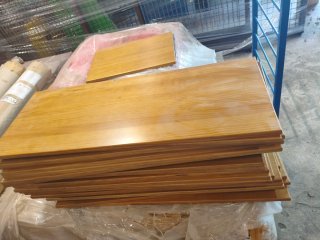 Scaffali in legno