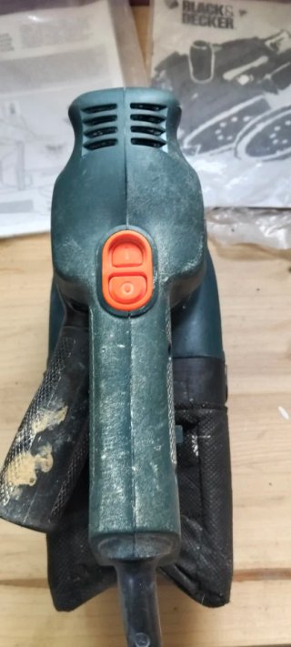 Lijadora Black & Decker KA210 155W