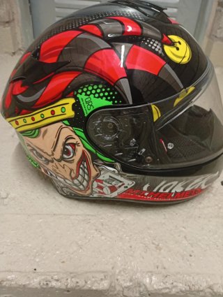 Casco de moto MT talla L en perfecto estado