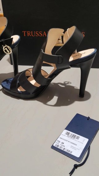 Trussardi Jeans sandals n.38: new with tag