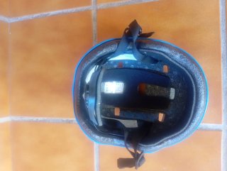 Casco infantil azul talla S