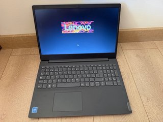 Portátil Lenovo V15 IGL Celeron 8GB SSD 15.6