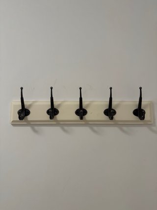 Colgador de pared madera 5 ganchos