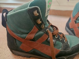 Botas ONE SPORT Negras y Verdes