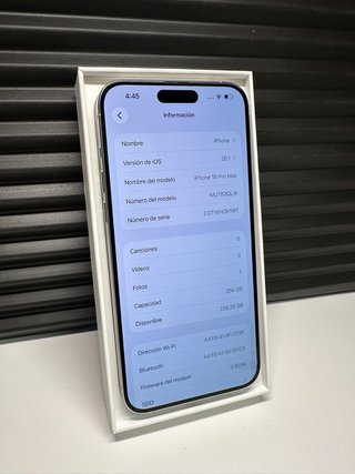 iPhone 15 Pro Max 256GB Plata