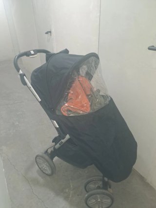 Silla de paseo negra
