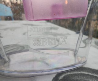 Caraffa filtrante Brita rosa