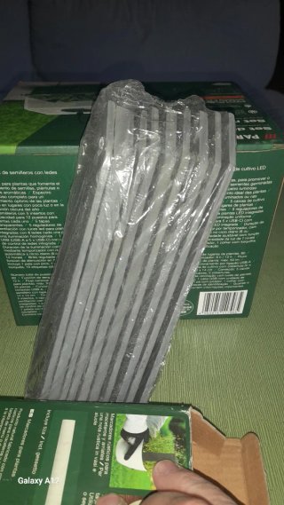 Kit Semillero LED y Marcadores Plantas PARKSIDE
