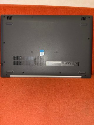 Portátil Lenovo Ideapad 320 Plata.