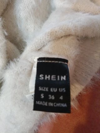 Chaquetita pelo beige/blanco talla única