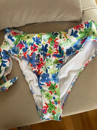 Bikini Shein Talla XL (46/48) Estampado Floral