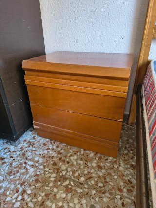 Cama individual madera con mesita y colchón