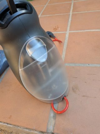 Cafetera Dolce Gusto Negra