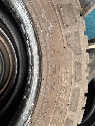 Neumáticos Michelin 235/65/R16С