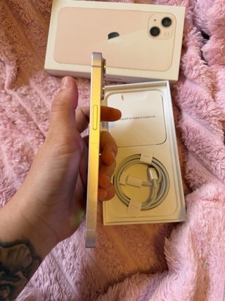 iPhone 13 Rosa Como Nuevo
