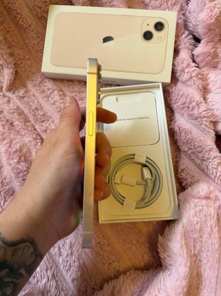 iPhone 13 Rosa Como Nuevo