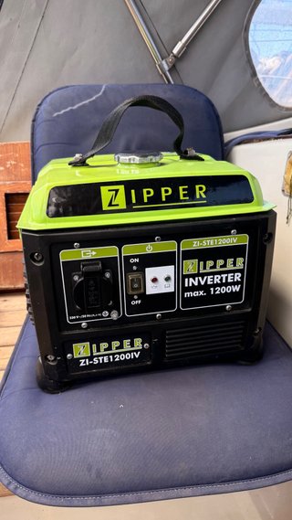 Generador Inverter ZIPPER ZI-STE1200IV
