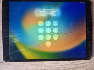 2 Tablets Apple iPad Negras