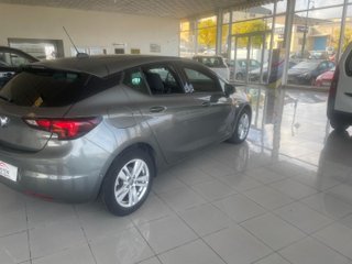 Opel Astra 2021