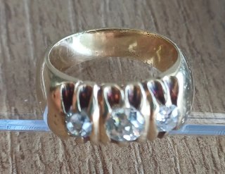Anillo oro 3 diamantes